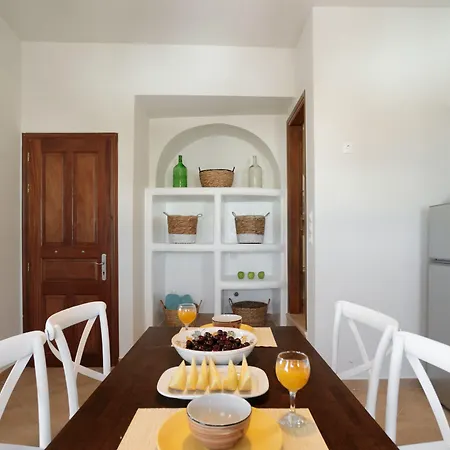 Africanis Lejlighedshotel Schoinoussa