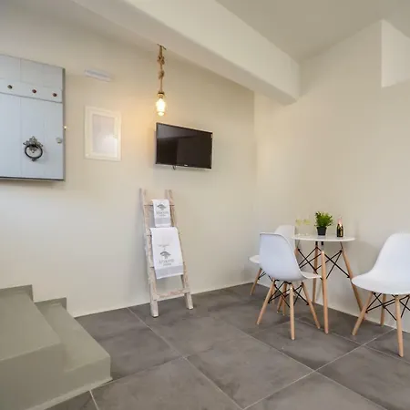 Africanis Apartmanhotel Szhinúsza